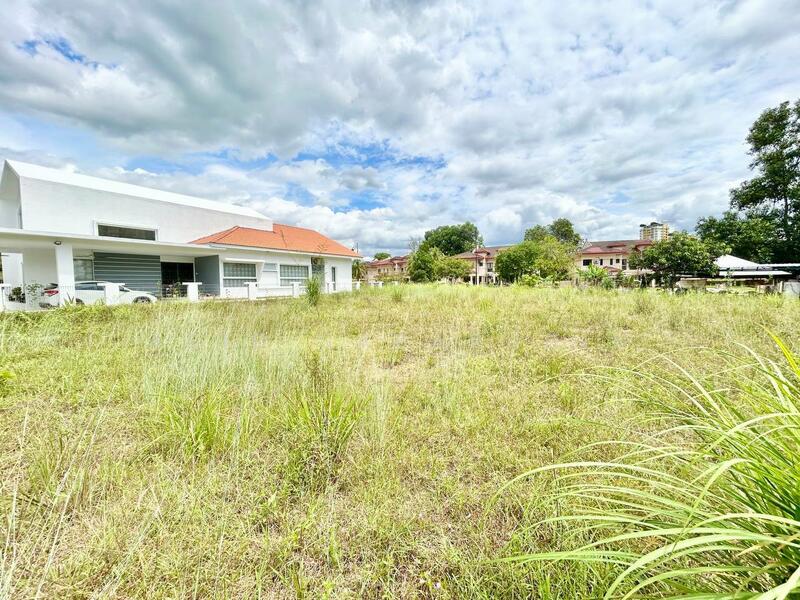 For Sale - Good Location Bungalow Lot @ Presint 11, Putrajaya
