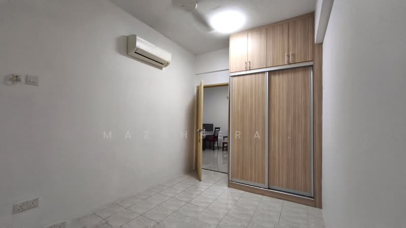 Apartment for Sale at Bougainvilla - Mazsheera . - Bedroom 3 - PropertyGuru.com.my