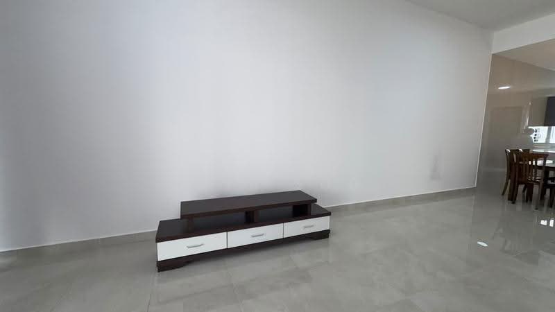 2-storey Terraced House for Rent in Telok Panglima Garang (Selangor) - Elyn Soo - Living Room - PropertyGuru.com.my