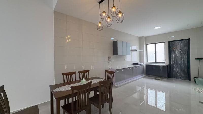 2-storey Terraced House for Rent in Telok Panglima Garang (Selangor) - Elyn Soo - Kitchen - PropertyGuru.com.my