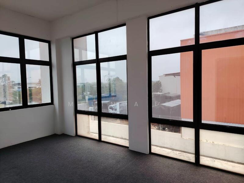 For Rent - Johor Bahru Setia Business Park 2 Nice Semi D Factory Gated & Guarded