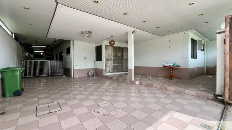 Rumah Berkembar untuk Dijual di Taman Ipoh Selatan (Ipoh) - Amie Chong - Exterior - PropertyGuru.com.my