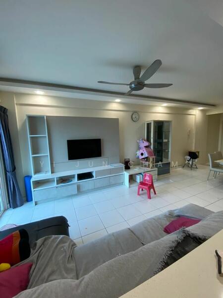 For Rent - First Residence (Residensi Unggul)