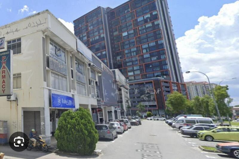 For Rent - Taman Mount Austin, Jalan Mutiara Emas 9 @ 3 Storey Shoplot