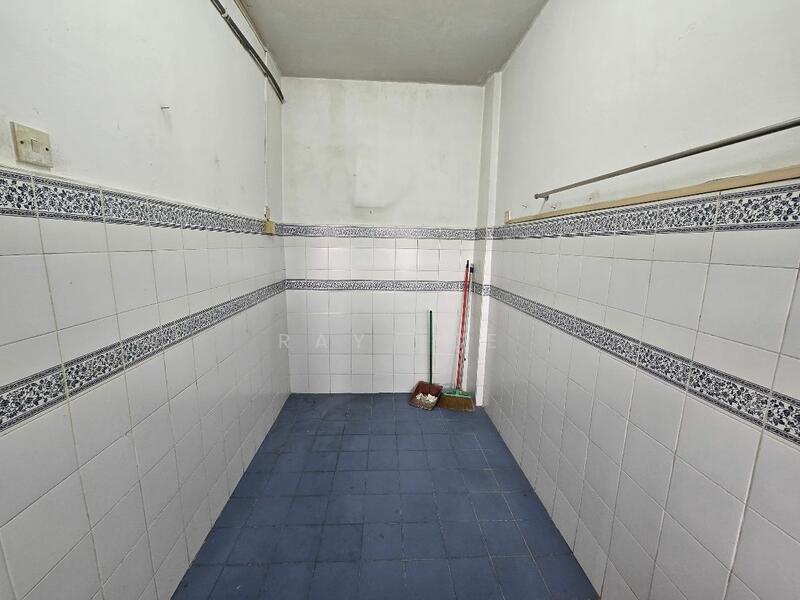 For Rent - Sri Anggerik 2