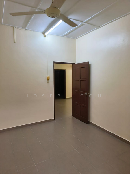 For Rent - 2-storey Terrace House at Taman Perling