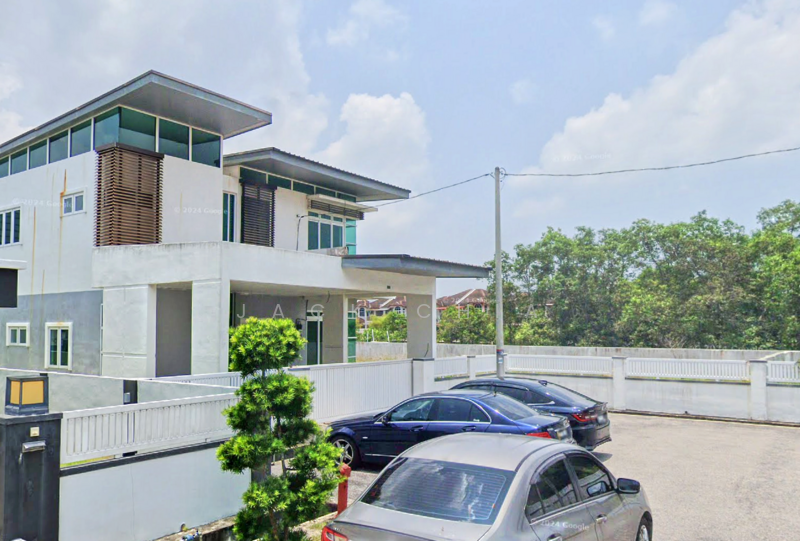 For Sale - Desa Manjung Raya