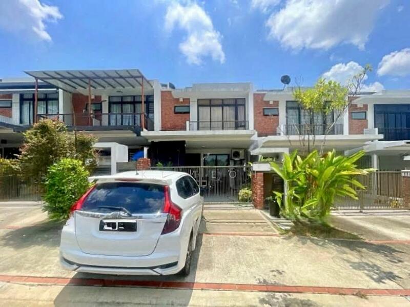 For Sale - Below Market Value; 2 Sty Mid Terrace @ Seksyen U16, Shah Alam