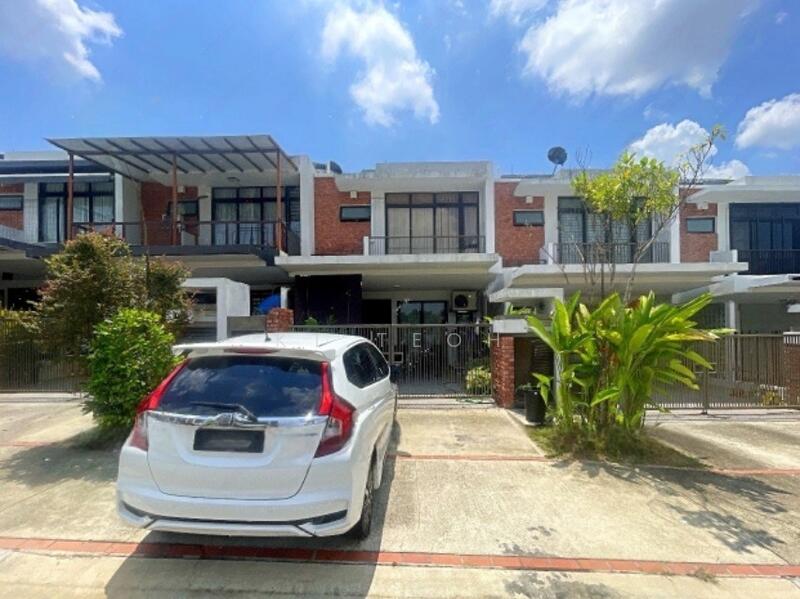 For Sale - Below Market Value; 2 Sty Mid Terrace @ Seksyen U16, Shah Alam
