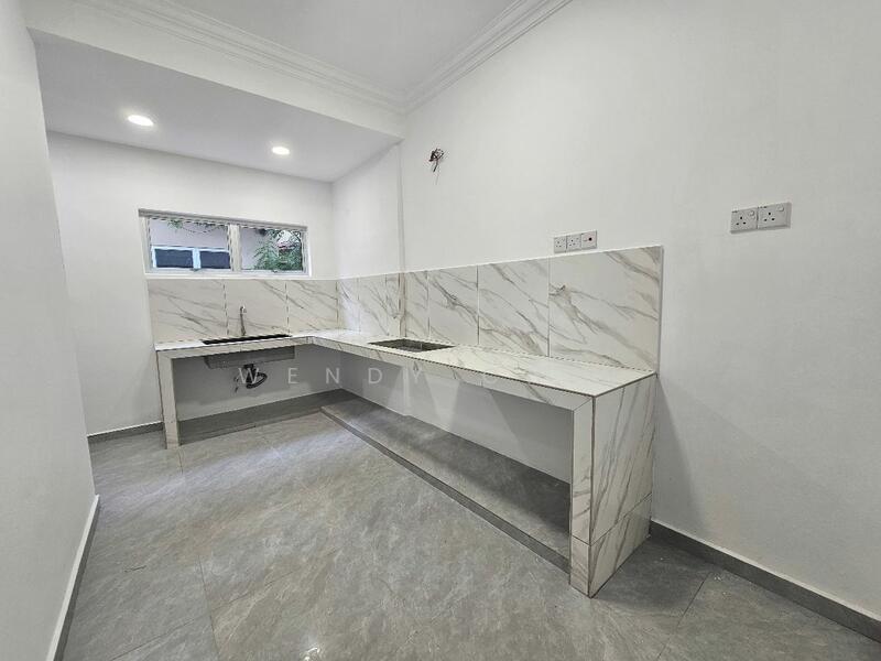 For Sale - TAMAN PUCHONG UTAMA