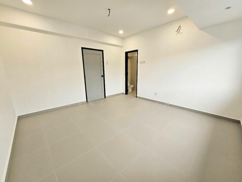 For Sale - TAMAN PUCHONG UTAMA