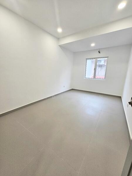 For Sale - TAMAN PUCHONG UTAMA