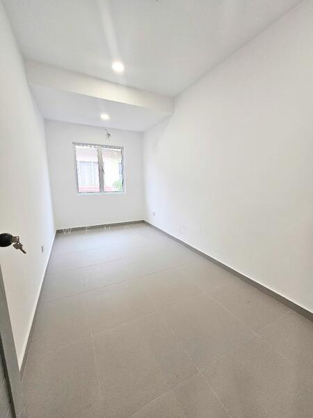 For Sale - TAMAN PUCHONG UTAMA