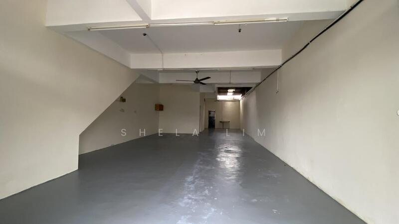 For Sale - Taman Sri SKudai, Jalan Emas 1 @ 2 Storey Shoplot (Facing Main Road)