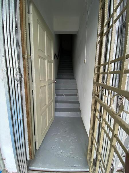 For Sale - Taman Sri SKudai, Jalan Emas 1 @ 2 Storey Shoplot (Facing Main Road)