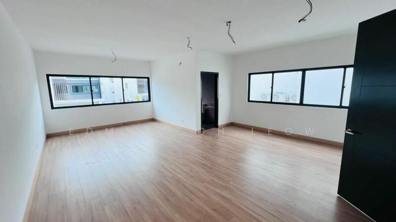 For Rent - 2.5-storey Terraced House at Bandar Baru Selayang