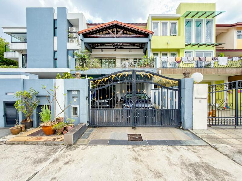Untuk Dijual - 2.5 Storey Terrace House, Taman Dagang Permai, Ampang