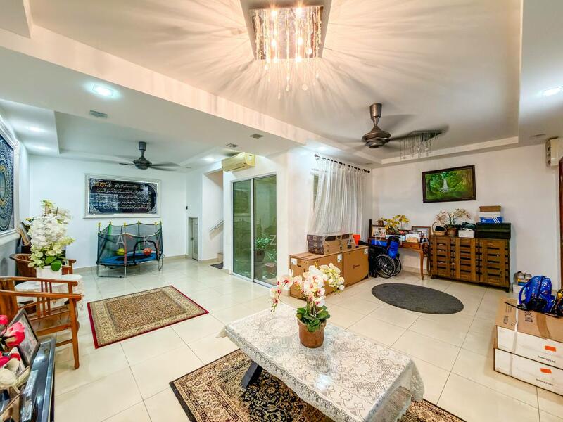 Untuk Dijual - 2.5 Storey Terrace House, Taman Dagang Permai, Ampang