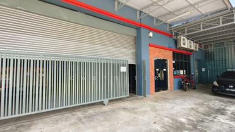 For Rent - Taman Johor ( Light Industry ) Semi Detached Factory