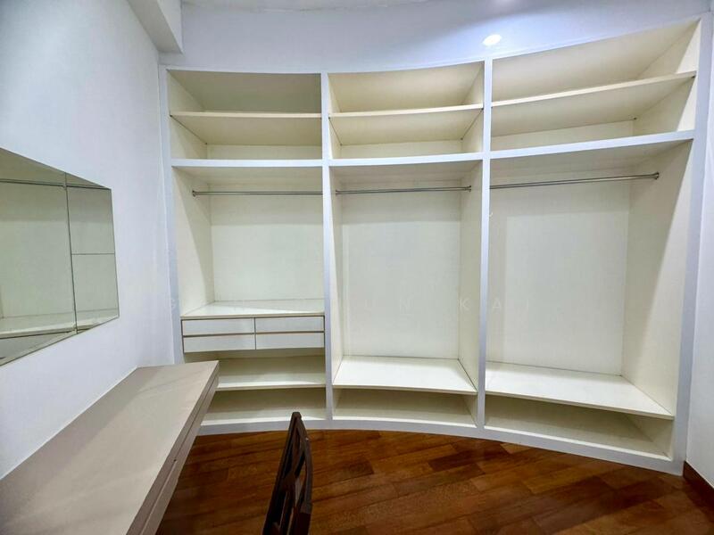 Untuk Disewa - Gurney Paragon