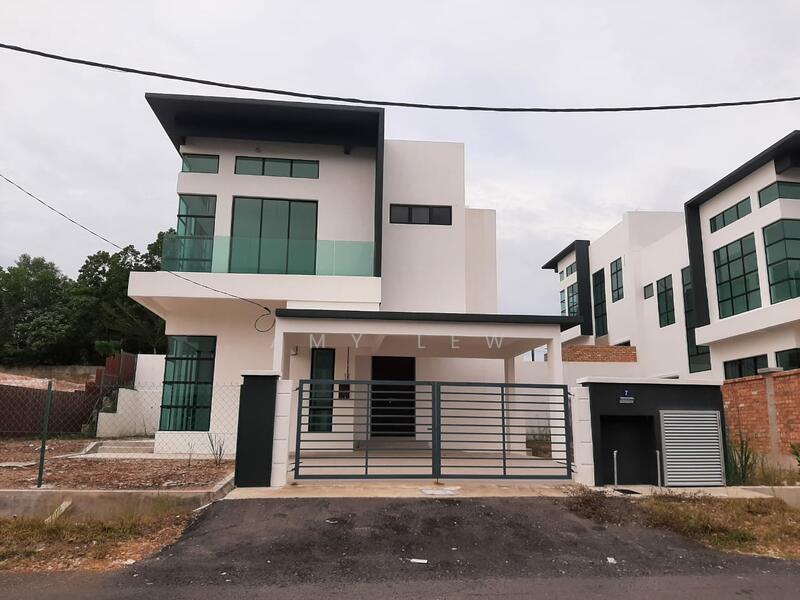 Untuk Dijual - Mentakab Pahang Taman Rimba Emas