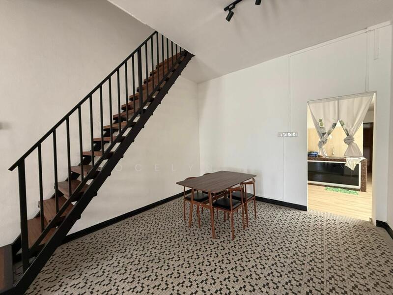 Untuk Disewa - 2-storey Terrace House at Taman Serene