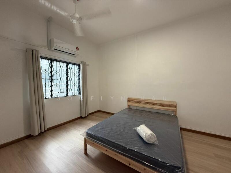 Untuk Disewa - 2-storey Terrace House at Taman Serene