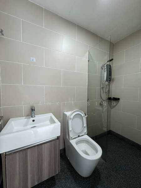 For Rent - Fortune Centra