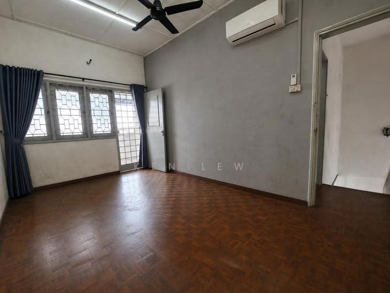 Rumah Teres 2-Tingkat untuk Dijual di Taman Midah (Cheras) - Ken Lew - Living Room - PropertyGuru.com.my