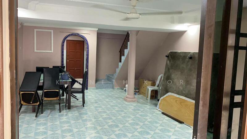 Untuk Dijual - Taman Megah Ria