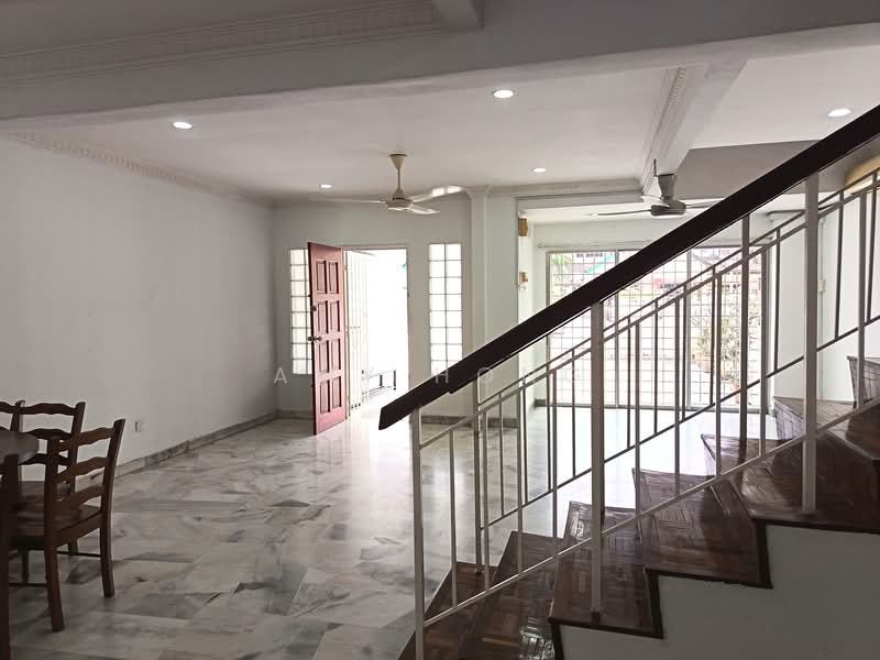 Rumah Teres 2 Tingkat untuk Dijual di Bandar Baru Sri Petaling (Sri Petaling) - Amy Hong - Living Room - PropertyGuru.com.my
