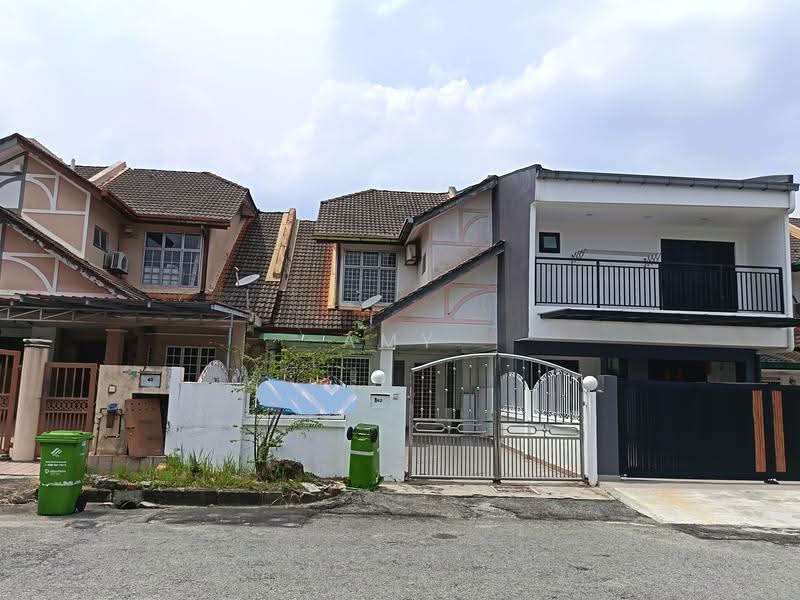 2-storey Terraced House for Sale in Bandar Baru Sri Petaling (Sri Petaling) - Amy Hong - Exterior - PropertyGuru.com.my