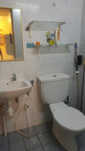 2-storey Terraced House for Sale in Taman Setapak (Setapak) - Paul Po - Bathroom - PropertyGuru.com.my