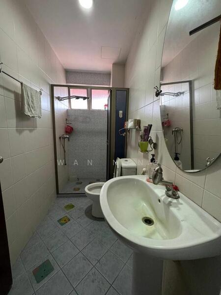 For Sale - Taman Pelangi 3 story Semi D