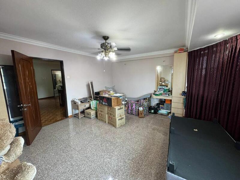 For Sale - Taman Pelangi 3 story Semi D