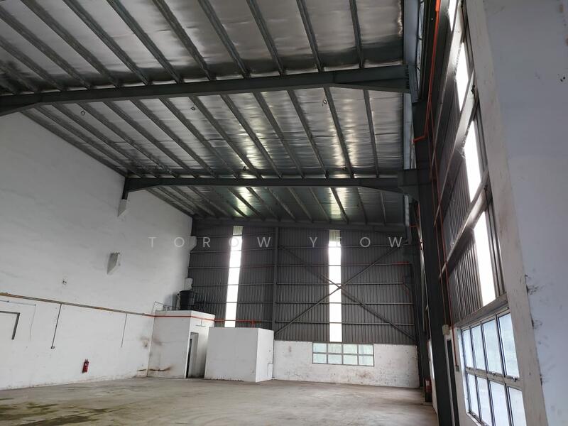 For Rent - Desa cemerlang factory rent