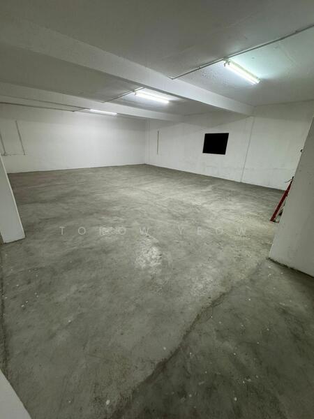 For Rent - desa cemerlang factory rent