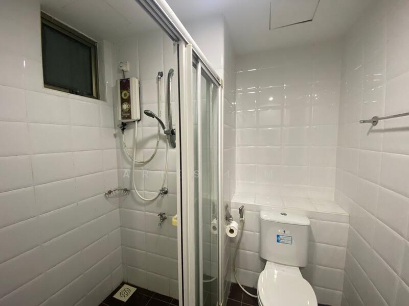 Untuk Dijual - Molek Pine 2