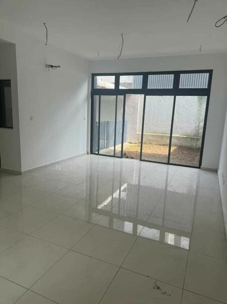 Untuk Disewa - Emerald Residence Link House Type B