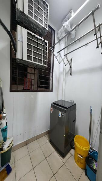 Pangsapuri Tanah Emas (Golden Sands) untuk Untuk Disewa - RM 1,900 /bulan, Mac 2026 - PropertyGuru.com.my