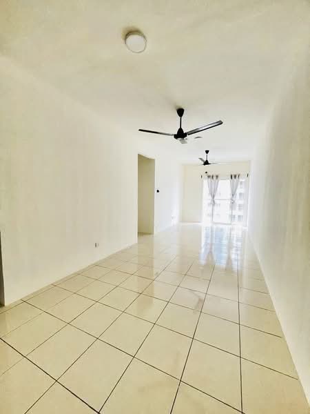 Pangsapuri untuk Disewa di Melodi Perdana - Erin Yusof - Living Room - PropertyGuru.com.my