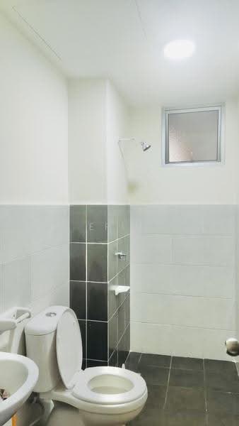Apartment for Rent at Melodi Perdana - Erin Yusof - Bathroom - PropertyGuru.com.my