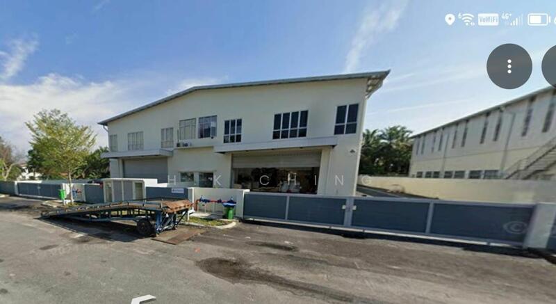 For Rent - 15,000sf Semi D Factory Warehouse Ijok