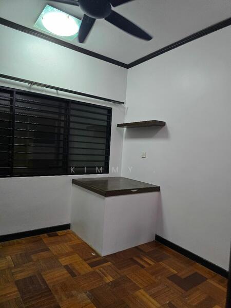 Untuk Disewa - Armanee