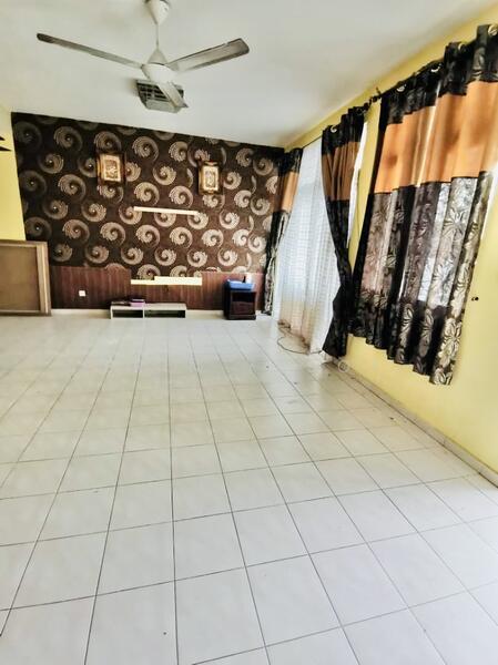 Untuk Disewa - Taman Mawar Sepang