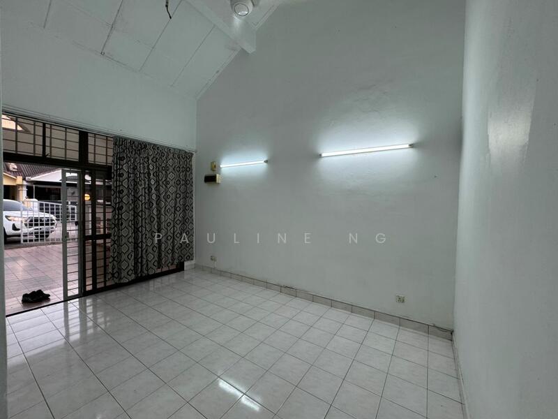 Untuk Disewa - Taman Molek