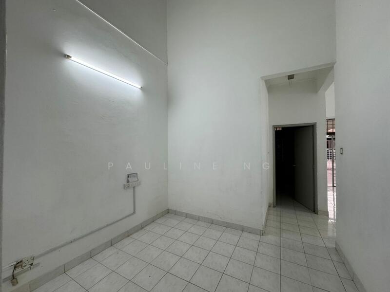 Untuk Disewa - Taman Molek