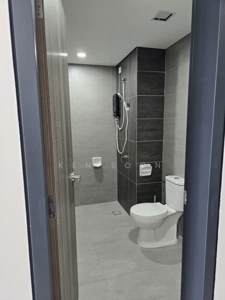 Service Residence for Rent at Lakeview Suites @ Edumetro - Ken Soon - Bathroom - PropertyGuru.com.my