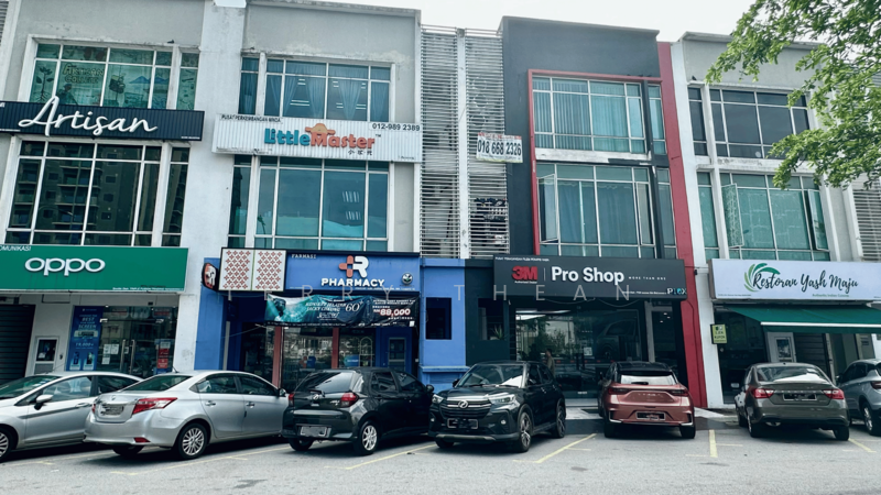 For Sale - 2 Sty Shop @ Taman Equine 10 , Tenanted Unit with ROI 4%++