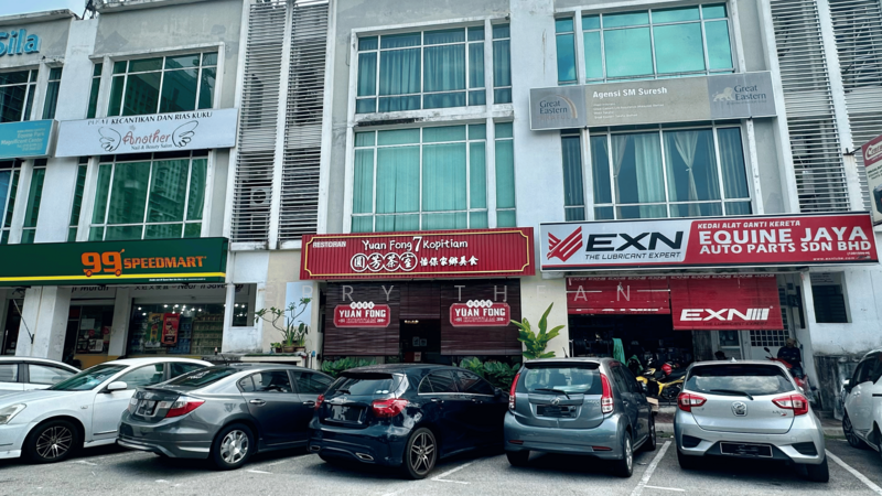 For Sale - 2 Sty Shop @ Taman Equine 10 , Tenanted Unit with ROI 4%++